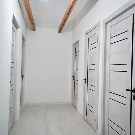 Sweet Vibe Home Almaty Bagian luar foto